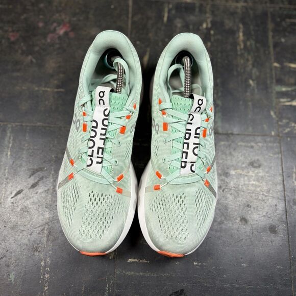 On Cloud Cloudsurfer "Creek White" Women’s Size 9 Lifestyle Comfort Sneakers - Picture 3 of 6